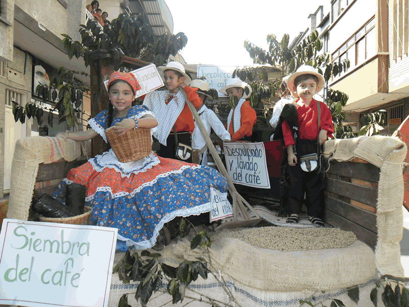 carnaval de la alegria con sabor y olor a café Quimbaya rumbo al centenario 2