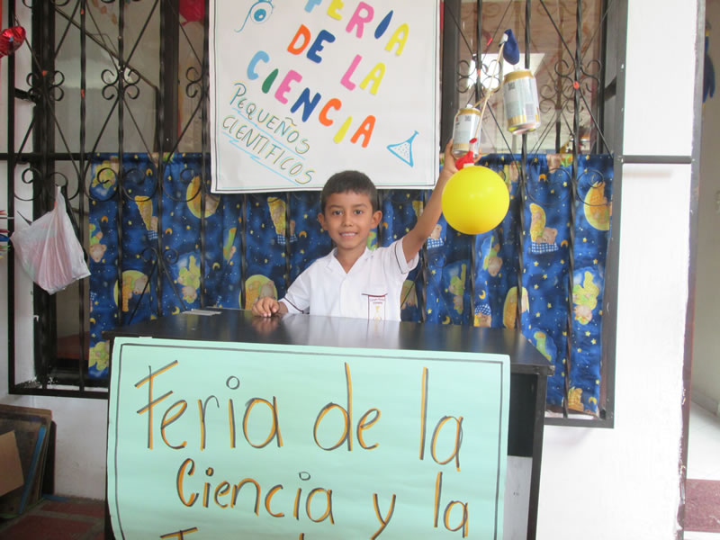 Feria de la ciencia Colegio Moderno Alejandría 11