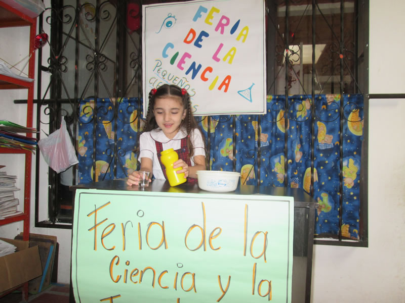 Feria de la ciencia Colegio Moderno Alejandría 4